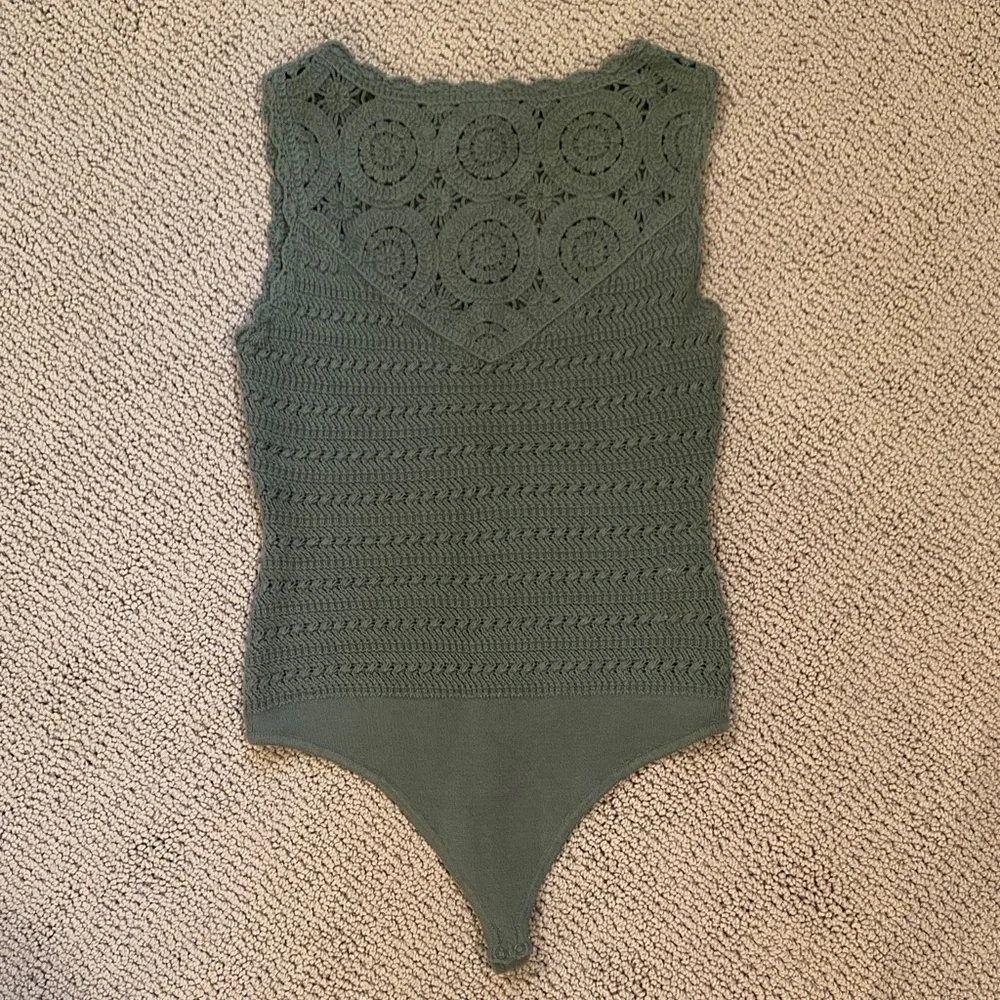 Abercrombie Green Crochet Bodysuit - Picture 1 of 4